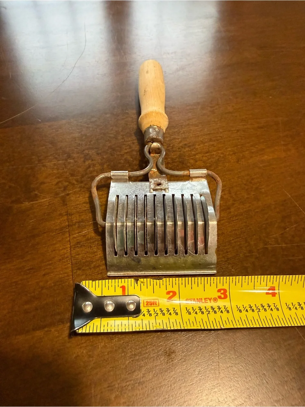 Vintage Stainless Steel Noodle Pasta Cutter 10 Blade Wood Handle